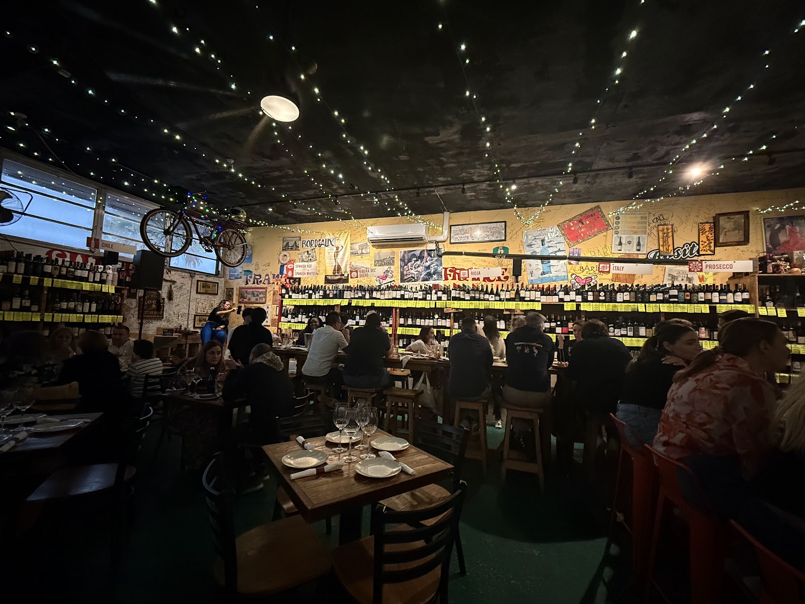 Photo of Happy Wine Calle Ocho