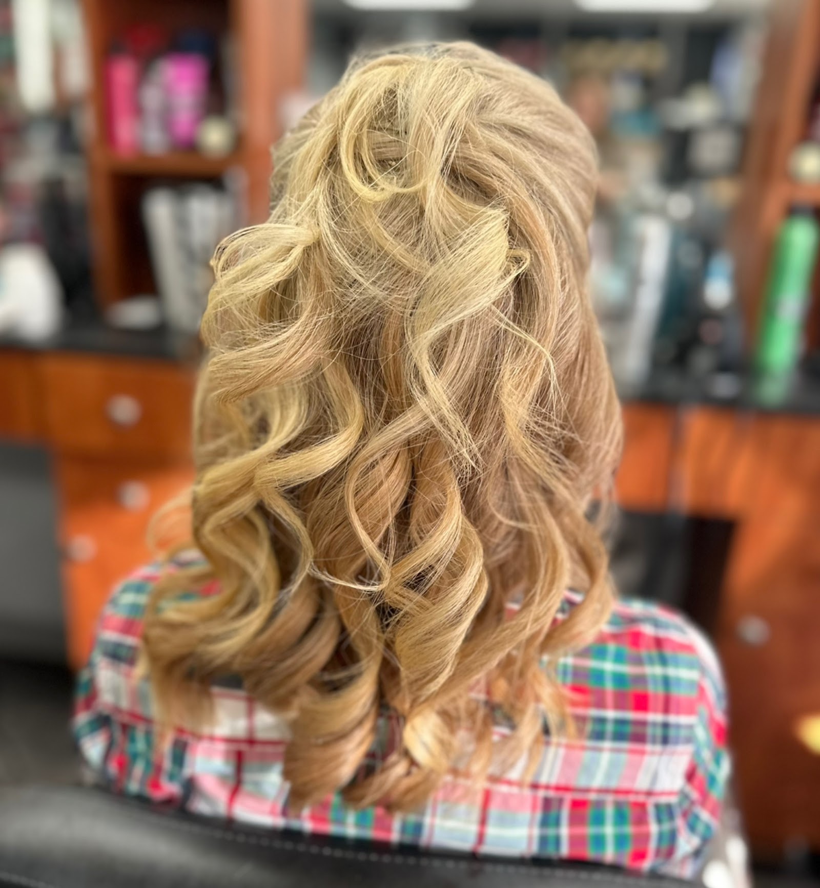 Photo of Salon 311