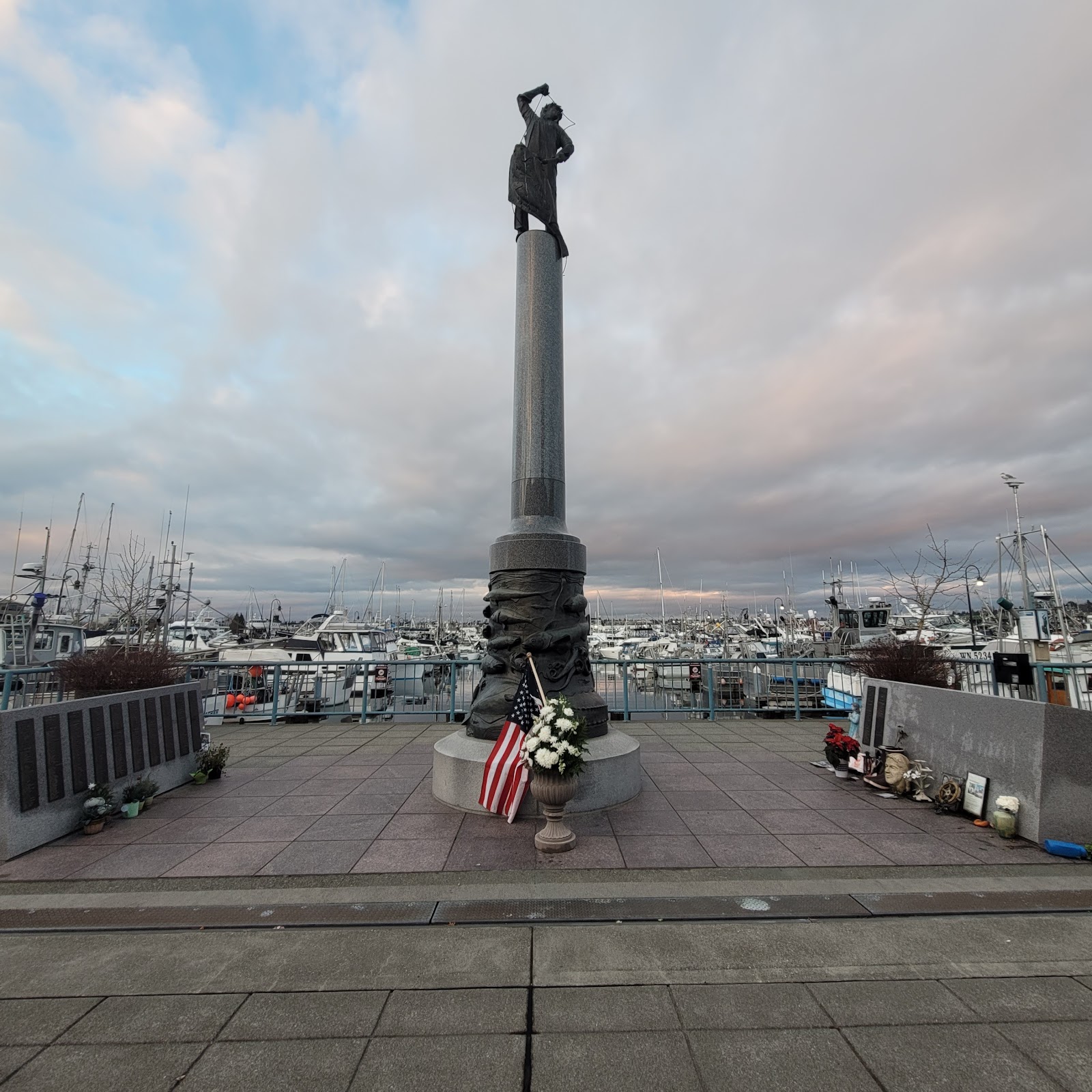 Photo of Seattle Fishermen's Memorial