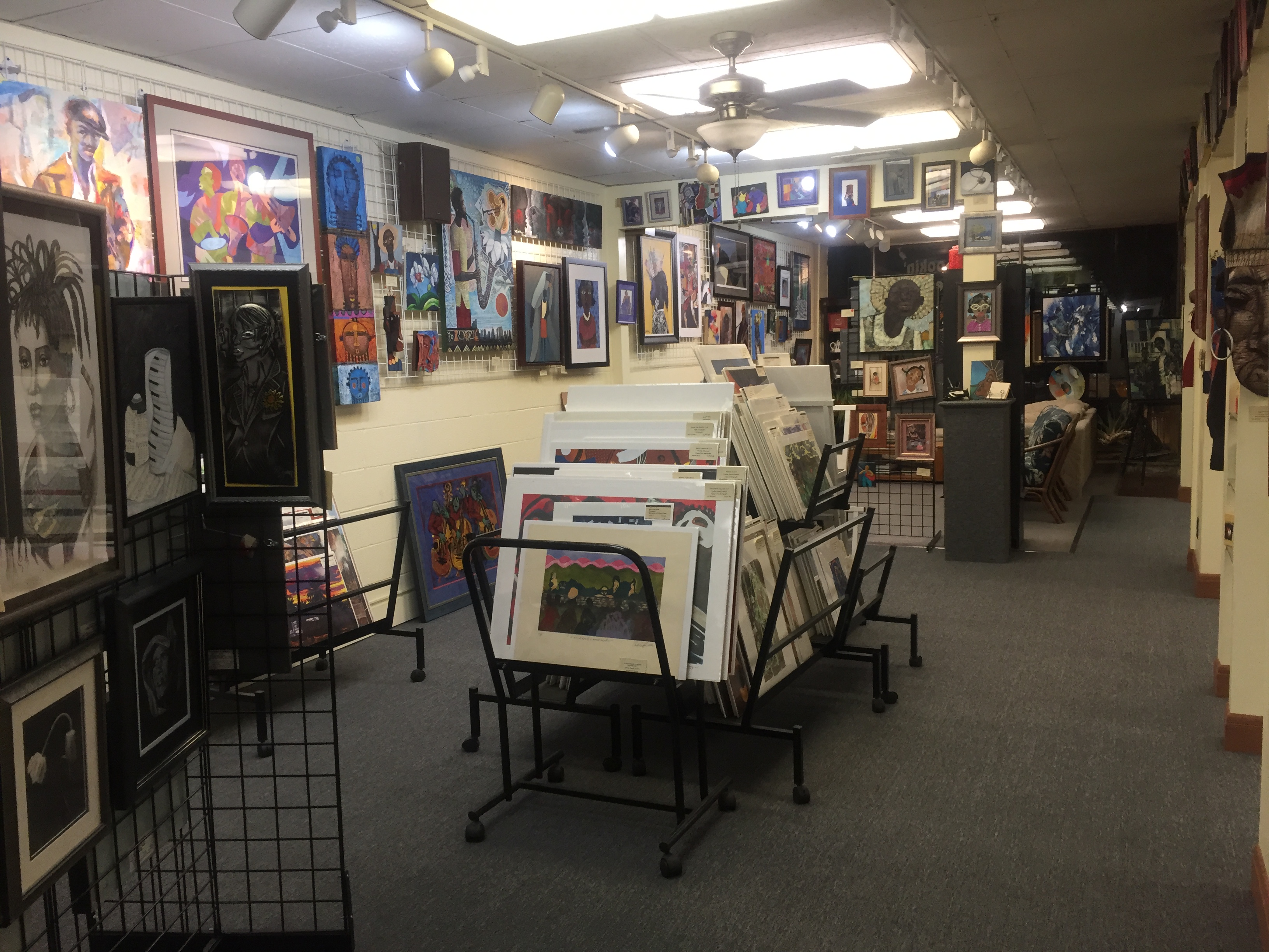 Photo of Just Lookin' Gallery