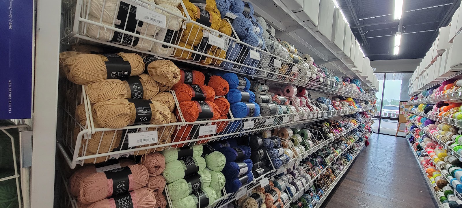 Danny's Fabric & Yarn photo 2