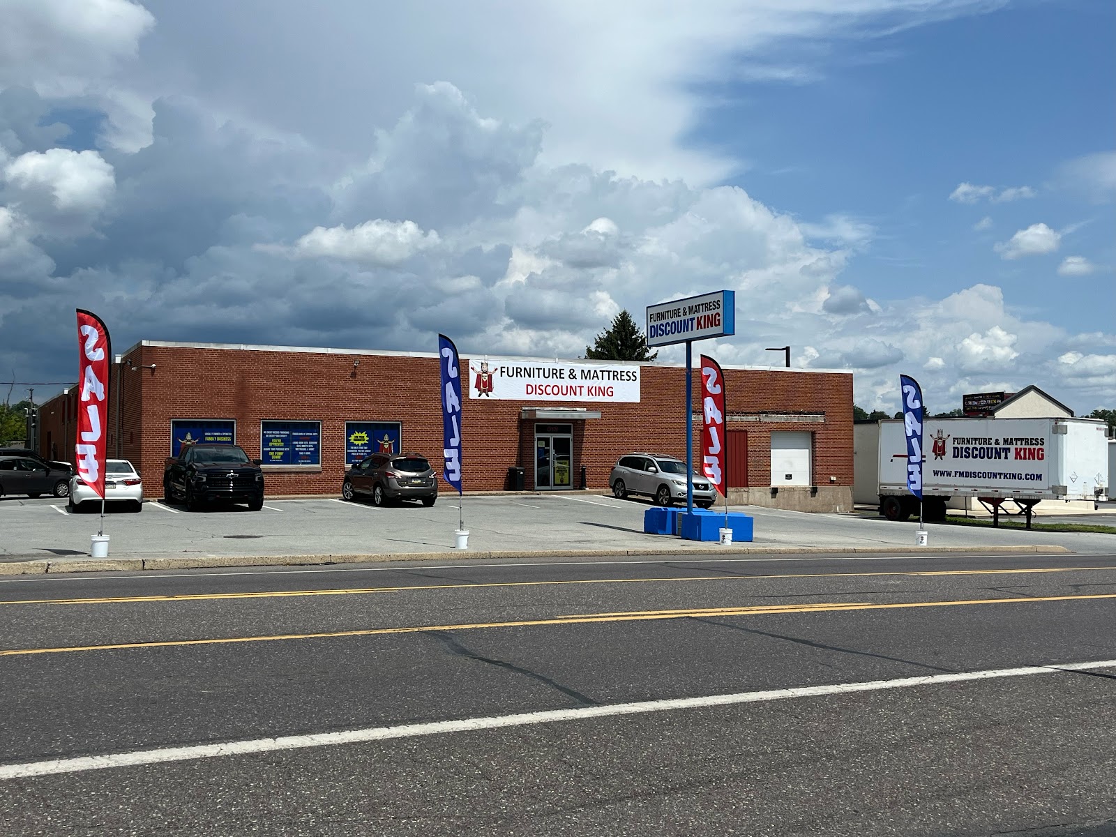 Photo of Furniture & Mattress Discount King