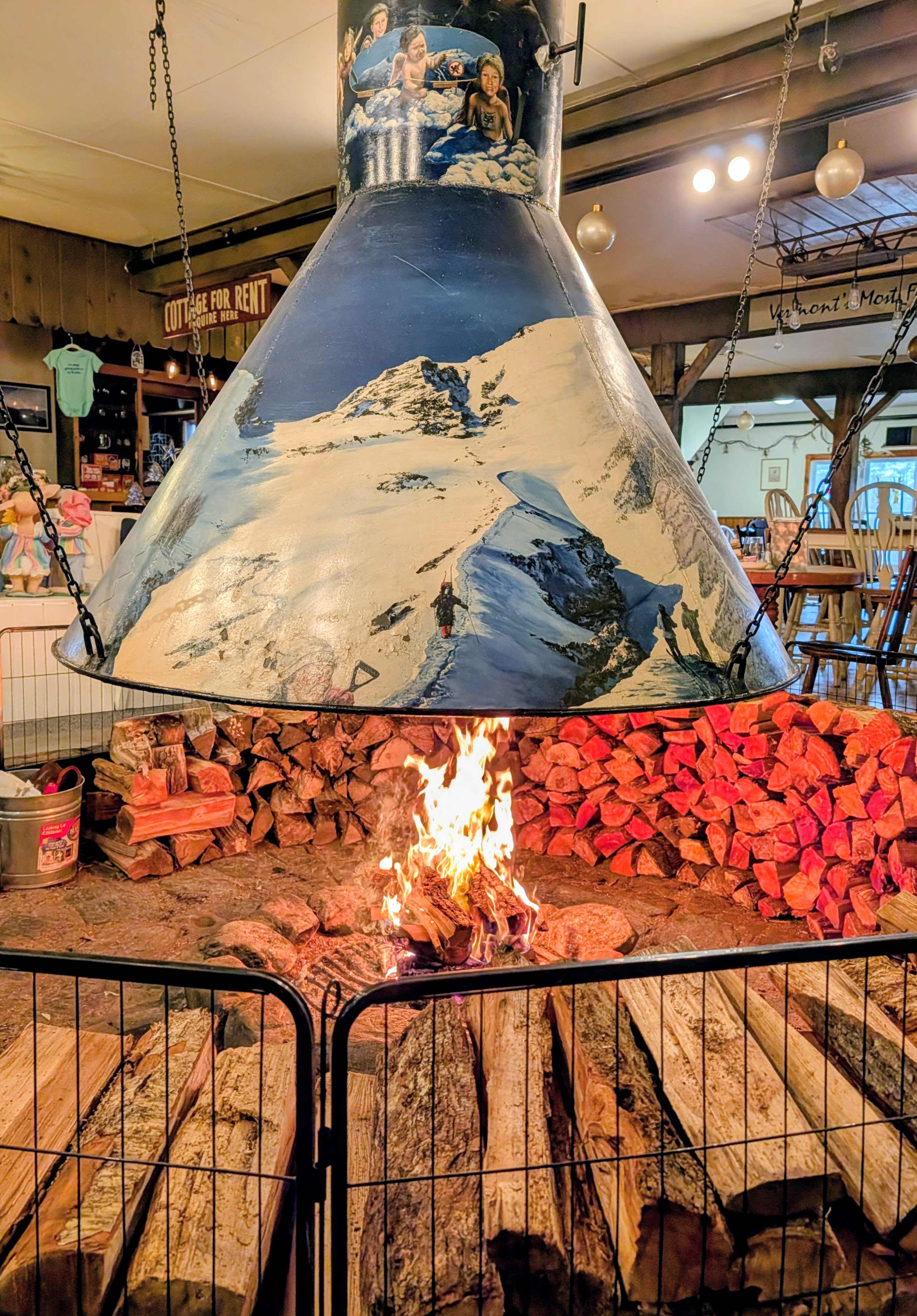 Photo of The Round Hearth Café & Marketplace