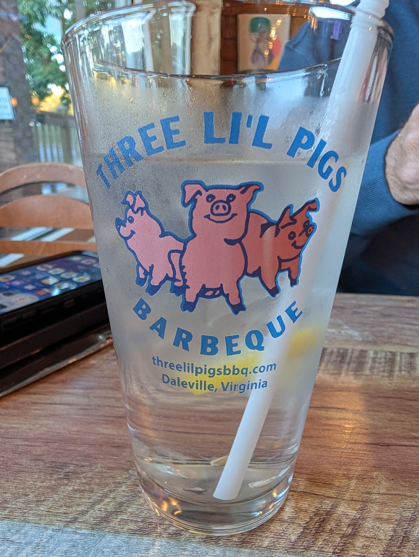 Photo of Three Li'l Pigs Barbeque